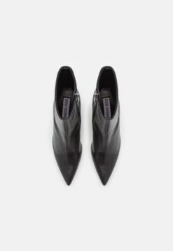 Steve Madden Serbia - High Heeled Ankle Boots -Stride Shop 025880945cb84b63a0addcfbce827434