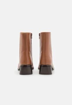 Rejina Pyo Rise Boot - Classic Ankle Boots - Brown -Stride Shop 02ebcb1c18754e2a986a95c6c650021e