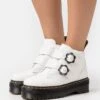 Dr. Martens Devon Flwr - Platform Ankle Boots - White Milled -Stride Shop 03d95574371246c0b3ebd8b1011d5c0c