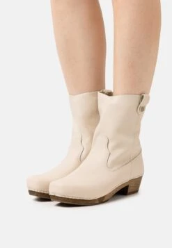 Sanita Western Flex Boot - Classic Ankle Boots - White