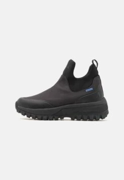ARKK Copenhagen Aquatech Unisex - High-Top Trainers - Triple Black