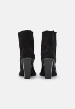 Raid Scorpio - Cowboy/Biker Ankle Boot -Stride Shop 0e4f47b22a4649d59adcf7beb5819b6f