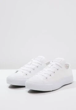 Converse Chuck Taylor All Star Ox Unisex - Trainers -Stride Shop 0ec9a2febd814f019afe1906a2021534