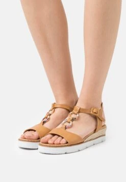 MTNG Klein - Wedge Sandals - Panton