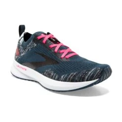 Brooks | Women's Levitate 4 Running Shoes 11 Brooks | Women's Levitate 4 Running Shoes -Stride Shop 120335419 F brooks levitate4 front