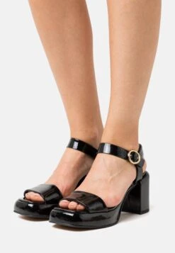 Pavement Indira - Platform Sandals - Black