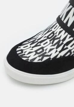 DKNY Cosmos Wedge- Trainers - Black/White -Stride Shop 12db07c9baef4863a91756f1d060773d