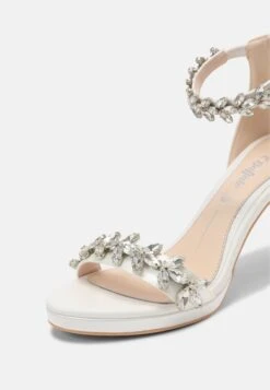 Buffalo Pia - Sandals - Ivory -Stride Shop 1d7d656c371646f6910d5316d7603297