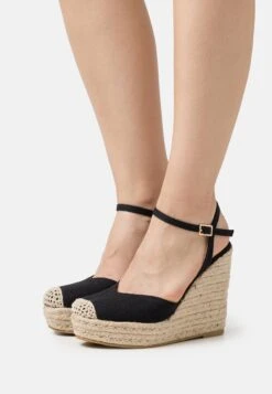 Raid Kella - Platform Sandals - Black