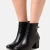 Anna Field Classic Ankle Boots - Classic Ankle Boots -Stride Shop 21b40559837f44acb460a5e8ef364808