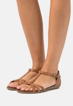 Tamaris Sandals - Nut