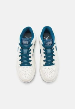 Jordan Stadium 90 - Trainers - Sail/Sky/Ozone Blue -Stride Shop 31aec51329a147f585ca31f0f87ab01e