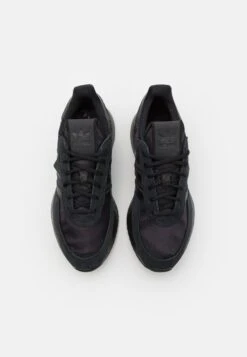 Adidas Originals Retropy F2 Unisex - Trainers - Core Black/Grey Six -Stride Shop 38f8533f70954e079f18fde75d876a74