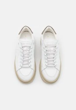 Filling Pieces Court Serrated- Trainers - Grey -Stride Shop 43221be7803f489db56f1d741948cbd5