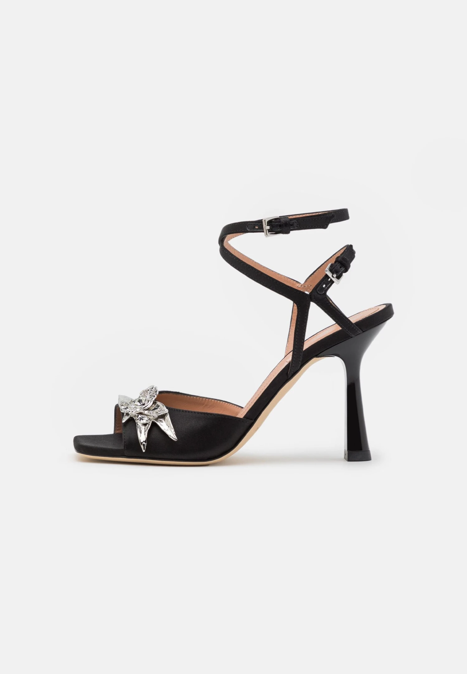 Stride Shop -Stride Shop 4e4c184762b7451d9d00004139ead163 scaled