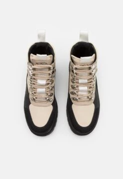 Filling Pieces Mountain Boot Unisex - Lace-Up Ankle Boots - Black/Beige -Stride Shop 500dbddea70e49d6b8641d11c1f004fe
