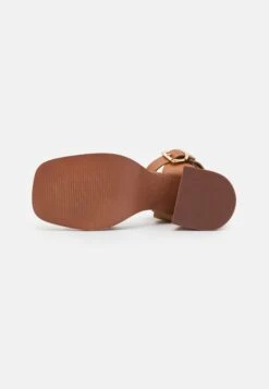 Maisy Round - Sandals - Tan -Stride Shop 543accbf97314d6aa22da4ca2a85495c