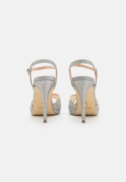 Menbur High Heeled Sandals - Silber -Stride Shop 57f289cbd45e4fff890b3c4e8f84bb6f