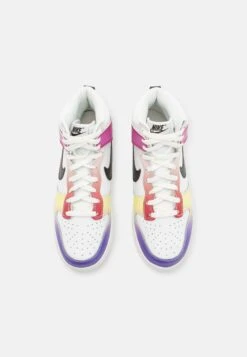 Nike Sportswear Dunk - Trainers - Summit White/Black/Team Red/Gym Red -Stride Shop 69257a75a6b94b13a900c5b82fd694c1