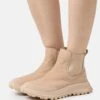 Clarks Atltrekupwp - Classic Ankle Boots - Light Sand -Stride Shop 6d1f5533872543d995463a306b1f24f2