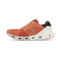 On | Men's Cloudflyer 4 Running Shoes 10 On | Men's Cloudflyer 4 Running Shoes -Stride Shop 71.98396 M On Cloudflyer4 side2
