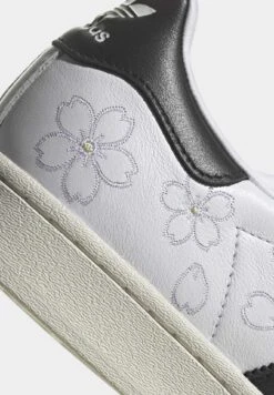 Adidas Originals Superstar Hanami- Trainers - Cloud White Core Black Off White -Stride Shop 74cb94ff05e4451fb13888c52e347d62