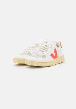 Veja V-10 - Trainers - White/Orange -Stride Shop 7f17f0fef4894417a59aaafed1460722