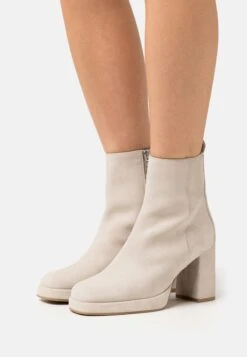 Bronx New Melanie - Classic Ankle Boots - Sand