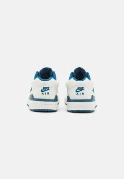 Jordan Stadium 90 - Trainers - Sail/Sky/Ozone Blue -Stride Shop 80607f00bb3b4c5d9c46cc11547df370