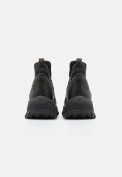 ARKK Copenhagen Aquatech Unisex - High-Top Trainers - Triple Black -Stride Shop 807090732bc94c21b8730eb53ac1e3cc