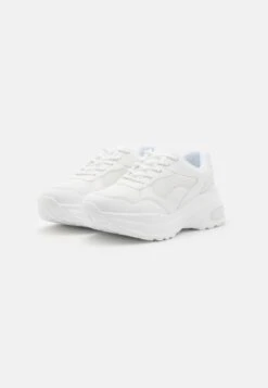Even&Odd Trainers - White 9 Even&Odd Trainers - White -Stride Shop 817de129decd47c09b8c24b72e72557d