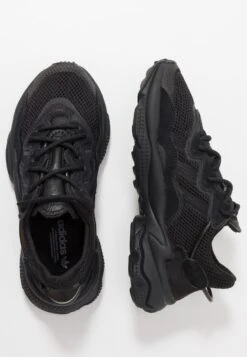 Adidas Originals Ozweego - Trainers -Stride Shop 84f375c7e8bd4b7fa486aa54f76b5dc7