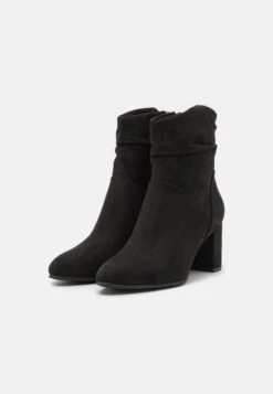 Marco Tozzi Classic Ankle Boots - Black -Stride Shop 8a1580cca03a4e849bbada9f76d43a32