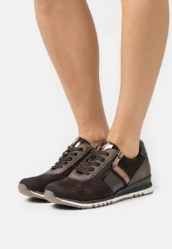 Marco Tozzi Trainers - Mocca