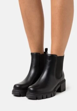 Madden Girl Tessa - Platform Ankle Boots - Black Paris
