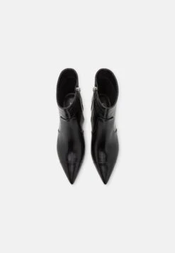 MICHAEL Michael Kors Kadence - Classic Ankle Boots -Stride Shop 967e81f8f11f4b23be01d603d6c25b1a