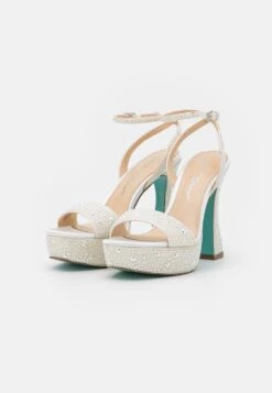 Beth - Platform Sandals - Pearl -Stride Shop 9997d3b09a734a299c0103010212d433