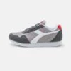 Diadora Simple Run Unisex - Trainers - Paloma Grey 2 Diadora Simple Run Unisex - Trainers - Paloma Grey -Stride Shop 9d4c8c3bc51d4aa091886b0443ce1830