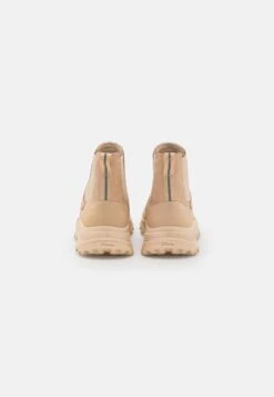 Clarks Atltrekupwp - Classic Ankle Boots - Light Sand -Stride Shop 9d786e00d1fa43a59dcc07ee059ee600