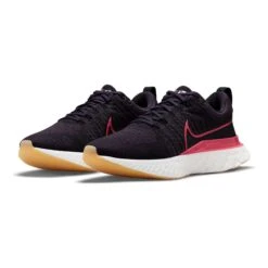 Nike | Women's React Infinity Run Flyknit 2 Running Shoes 17 Nike | Women's React Infinity Run Flyknit 2 Running Shoes -Stride Shop CT2423501 F nike reactinfrunflyknit2 front