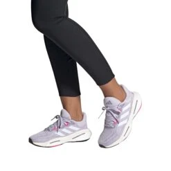 Adidas | Women's Solar Glide 6 Running Shoes - Silver Dawn -Stride Shop HP7655 W adidas SolarGlide6 onfeet