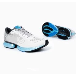 True Motion | Women's U-Tech Solo Running Shoes -Stride Shop TMW01031B02 W Truemotion Solo pair
