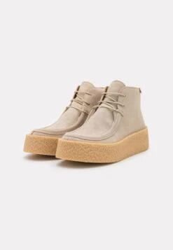 El Naturalista Dolmen - Platform Ankle Boots - Cream -Stride Shop a176ccca8e8c434ba743d2f25a038e18