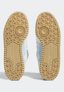 Adidas Originals Forum Mid - Trainers - Cloud White Silver Dawn Off White -Stride Shop a2f3f0ec663c46ad895da09611d6a5a5