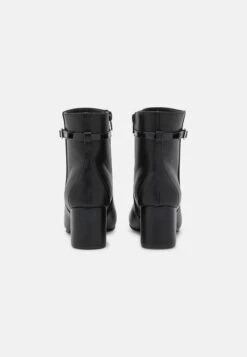 Anna Field Classic Ankle Boots - Classic Ankle Boots -Stride Shop a307512a0a9b4e5e96dc644c92f8aa6d