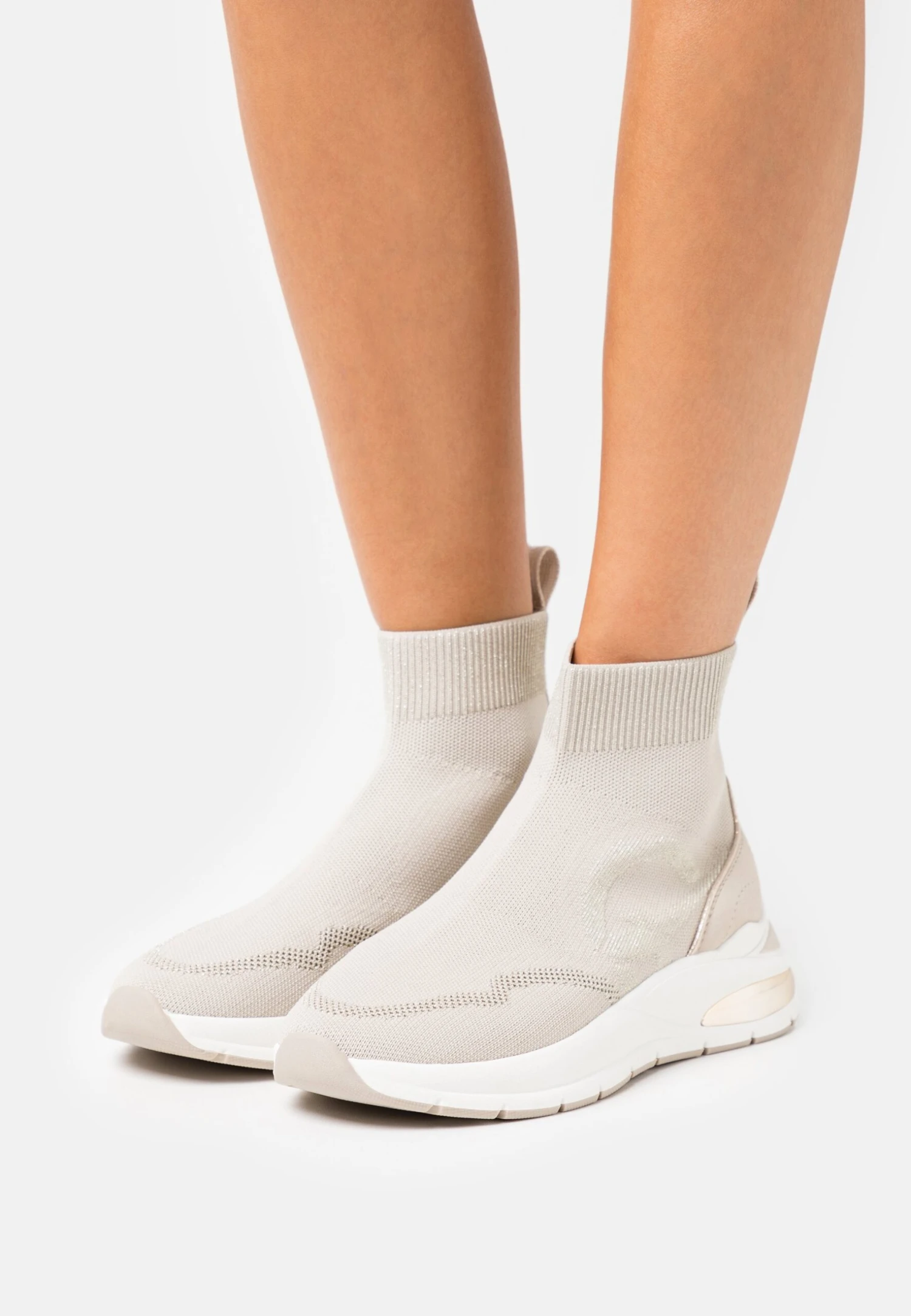 Tamaris High-Top Trainers - High-Top Trainers 3 Tamaris High-Top Trainers - High-Top Trainers