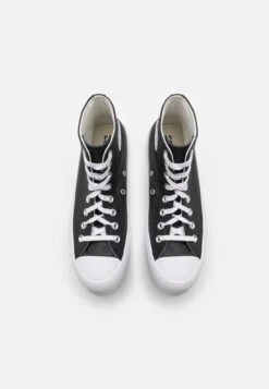 Converse Chuck Taylor All Star Lugged 2.0 Unisex - High-Top Trainers - Black/Egret/White -Stride Shop a402fa258ff74e6f8e0c8203808ccad5