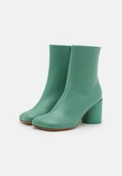 MM6 Maison Margiela Anatomic- Classic Ankle Boots - Frosty Spruce -Stride Shop ab96d857b36647b1b1e041211b7f458c