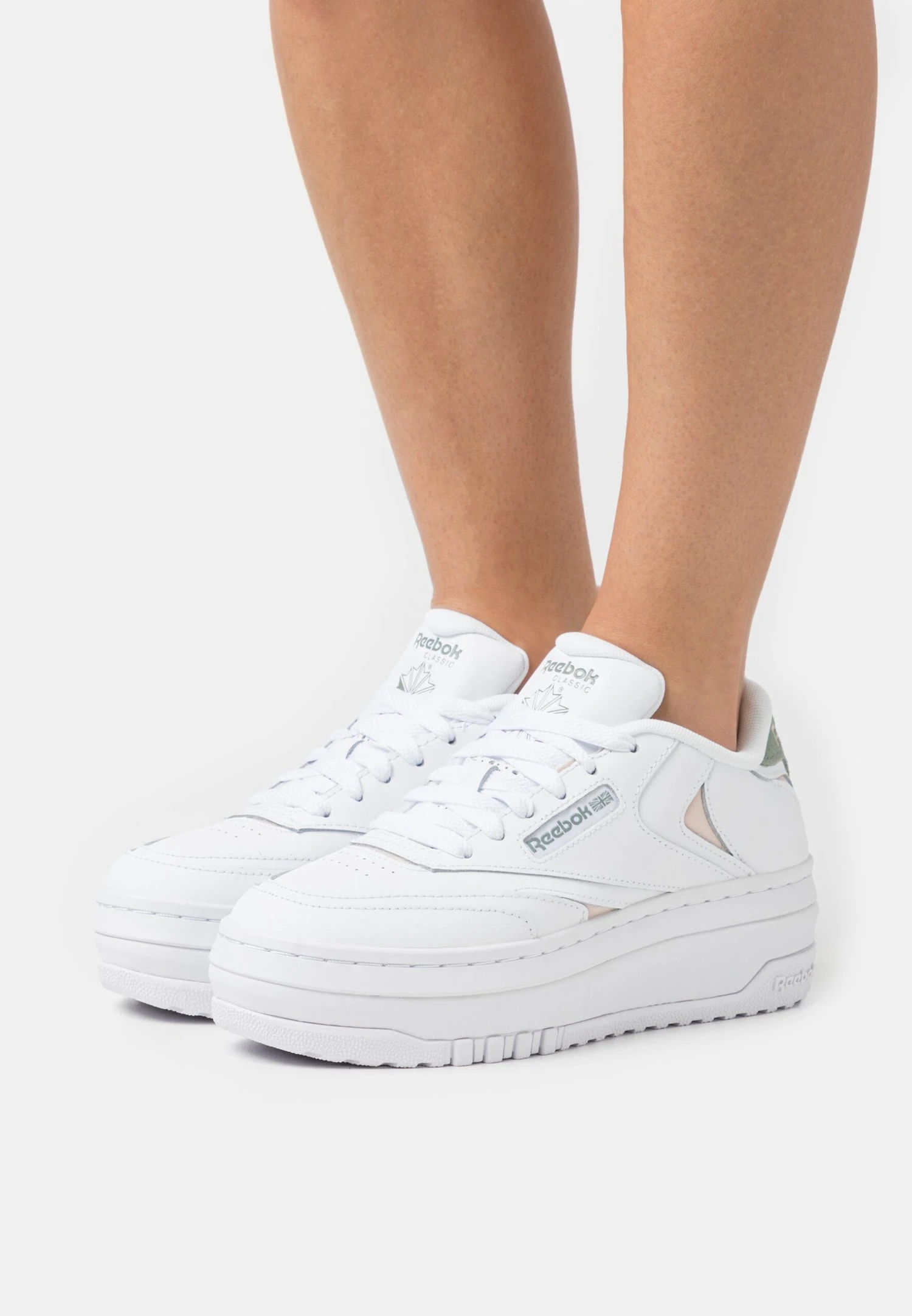 Reebok Classic Club C Extra - Trainers - Footwear White/Harmony Green/Soft Ecru 3 Reebok Classic Club C Extra - Trainers - Footwear White/Harmony Green/Soft Ecru