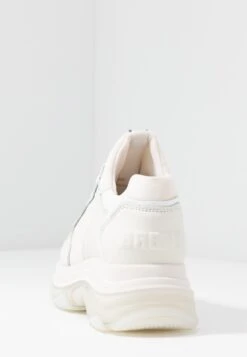 Bronx Baisley - Trainers - Offwhite -Stride Shop b4a8c591bfc24d848e13d39770f729ba